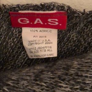 G.A.S. Sweaters - 🏡 MOVING SALE 🏡 Heathered Grey Sweater Poncho G.A.S. Sweaters - 🏡 MOVING SALE 🏡 Heathered Grey Sweater Poncho